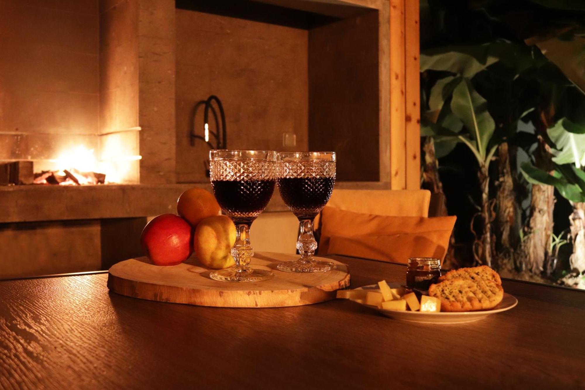 Populo'S Place Πόντα Ντελγκάντα Εξωτερικό φωτογραφία